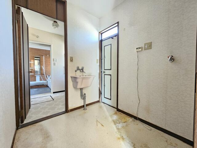 瑞浪市陶町大川のランドリースペース