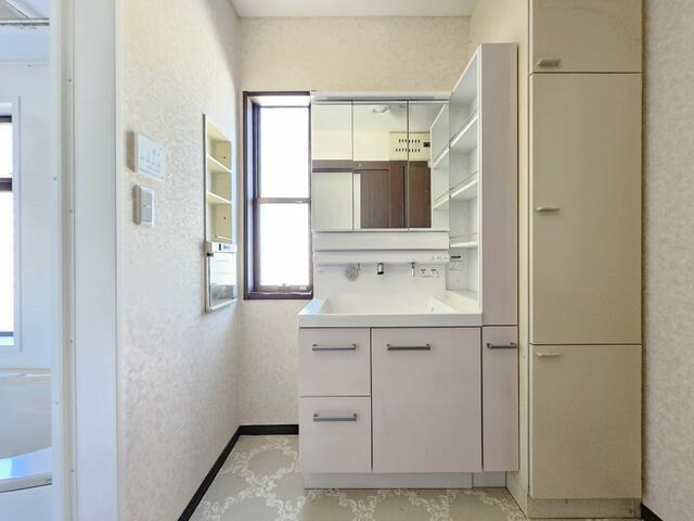 瑞浪市陶町大川の独立洗面台|洗面所