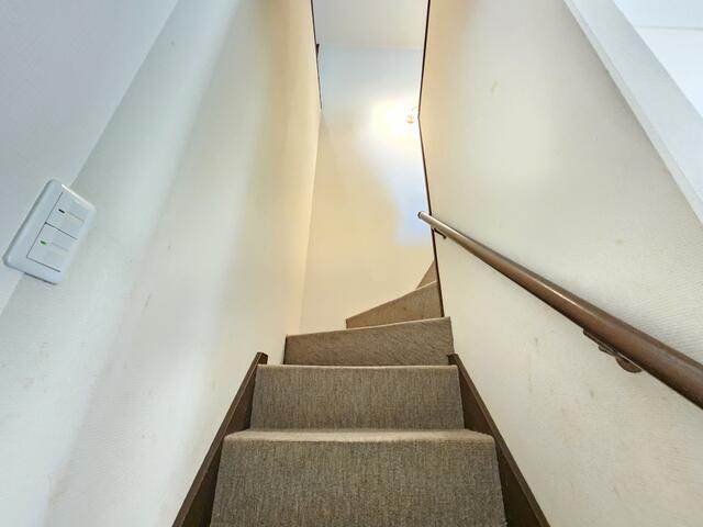 瑞浪市陶町大川の内装|階段