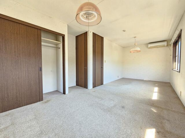 瑞浪市陶町大川の洋室|２階洋室１１帖