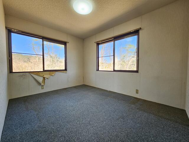 瑞浪市陶町大川の洋室|２階洋室６帖