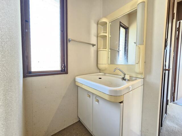 瑞浪市陶町大川の独立洗面台|２階洗面所