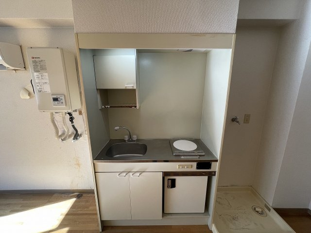 壁付けキッチンでスペースを有効活用できます！