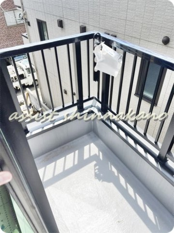 ミラージュ中野のバルコニー