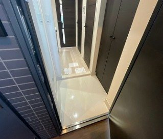 【玄関】 | レア横濱西口弐番館