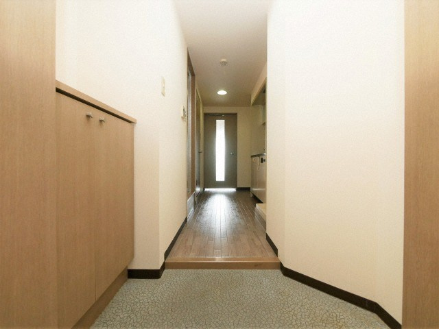 アクティ江之子島の玄関