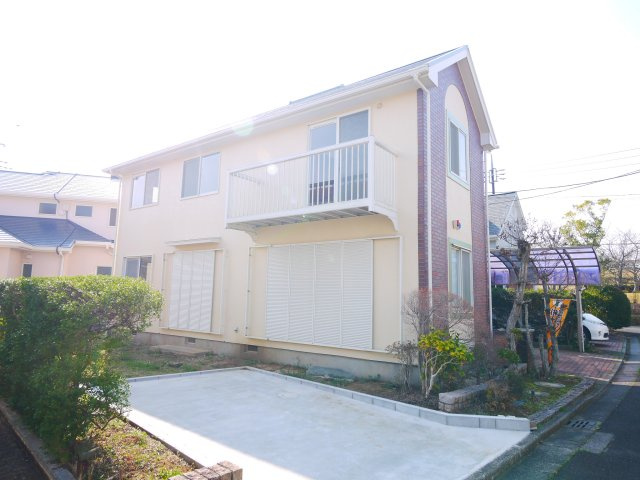 東金市季美の森東1　中古戸建