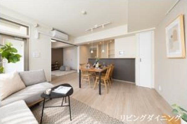 クオス上星川【仲介手数料半額】の居間・リビング