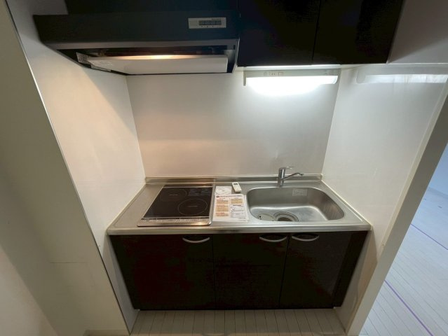 アーベル更紗北堀江のキッチン