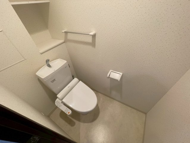 アーベル更紗北堀江のトイレ