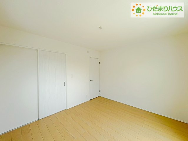 ひたちなか市足崎　新築戸建　D号棟の洋室|ゆとりのある主寝室！ご家族全員で寝れちゃいます(^^♪