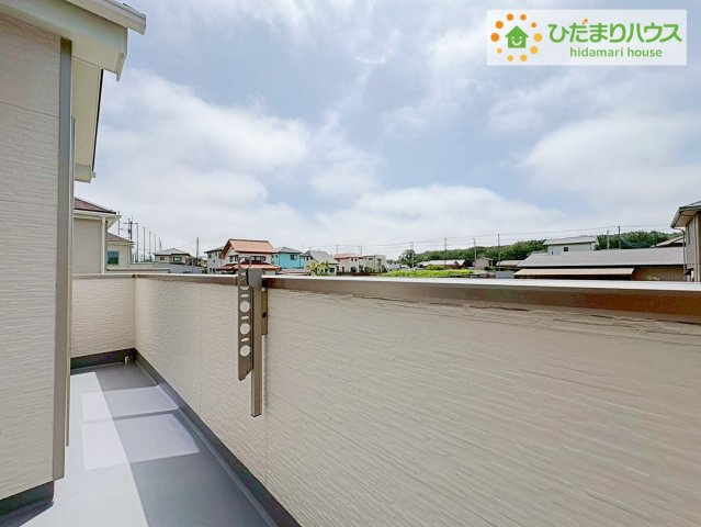 ひたちなか市足崎　新築戸建　D号棟のバルコニー|南側に面したバルコニー☆彡お洗濯物がよく乾きます♪