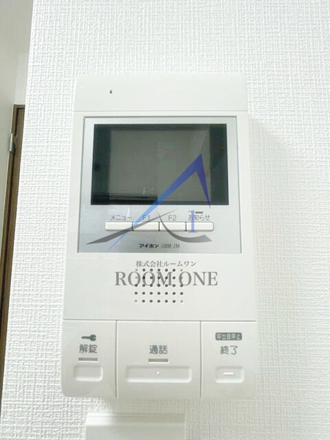 ガラ・シティ高井戸のセキュリティ|モニター付きインターホンです。