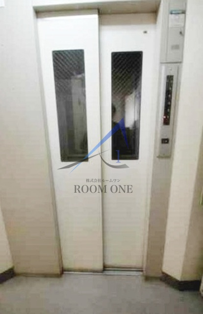 両国アーバンハウスのその他共用部分|エレベーターです。