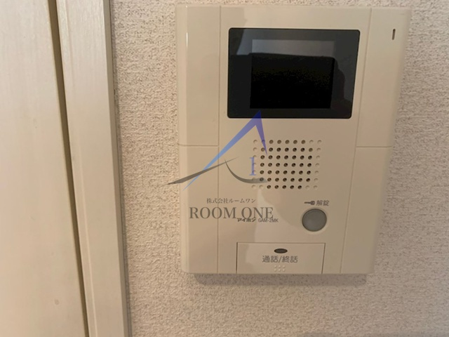 プラージュ白金台のセキュリティ|モニター付インターホンです。