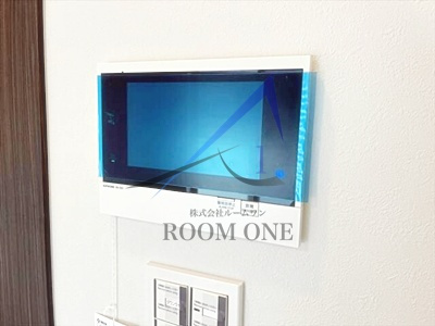 ＡＺＥＳＴお花茶屋Ⅳのセキュリティ|モニター付きインターホンです。