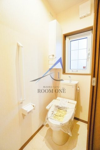 ニレの木のトイレ|トイレです。