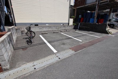 【駐車場】 | ファミールなかまさ