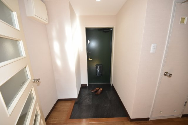 アルボール西道頓堀の玄関