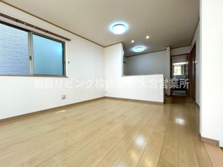 【居間・リビング】 | 春日部市大場中古一戸建て