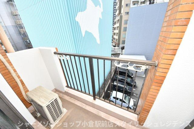 ダイナコート小倉下到津のバルコニー