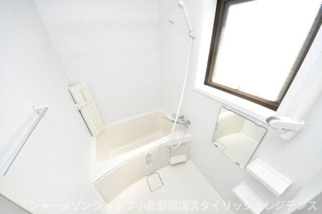 ダイナコート小倉下到津の浴室