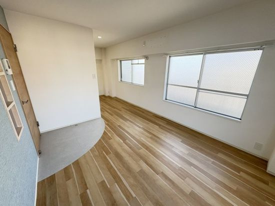 サンハイツ桑山の居間・リビング