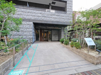 【エントランス】 | エス・キュート京町堀 | ゆとりのあるエントランスです