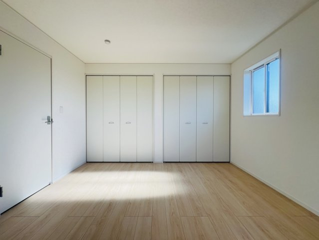 碧南市汐田町5丁目57番、58番の各一部『仲介手数料無料』新築戸建ての洋室
