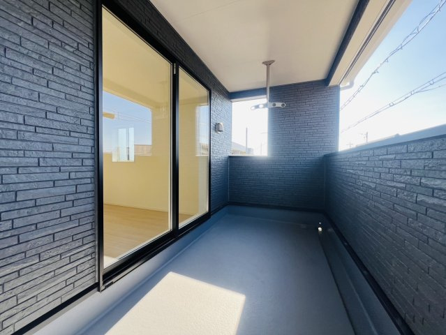 碧南市汐田町5丁目57番、58番の各一部『仲介手数料無料』新築戸建てのバルコニー