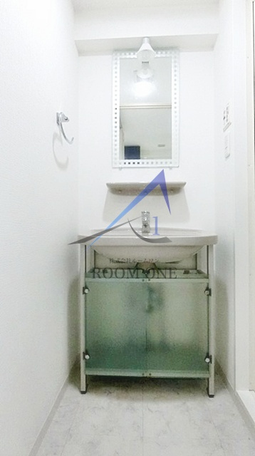 グランド・ガーラ横濱万世町の洗面所|洗面台です。