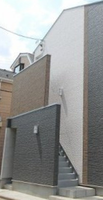 フラット芦花公園のエントランス