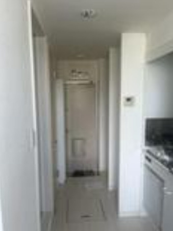 フラット芦花公園の玄関