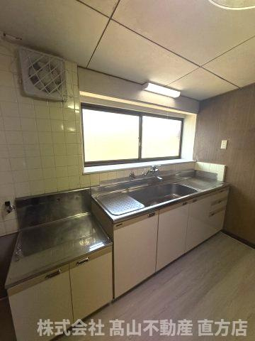 下新入戸建てのキッチン
