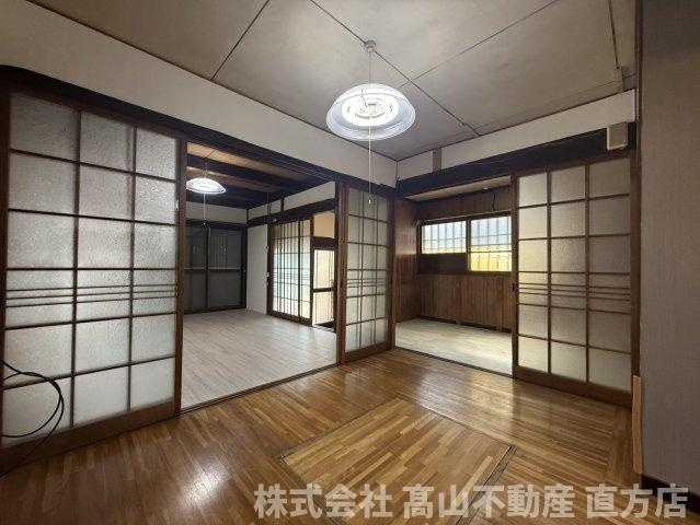 下新入戸建ての洋室