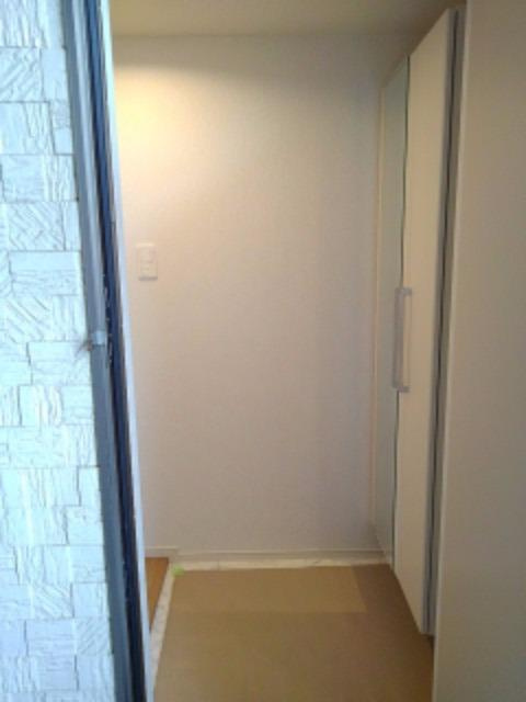 カルフールの玄関