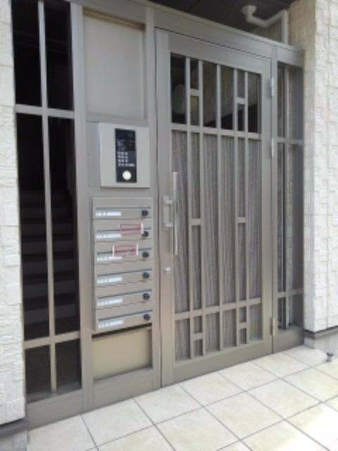 カルフールのエントランス