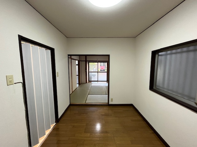 堺市中区福田貸家の洋室