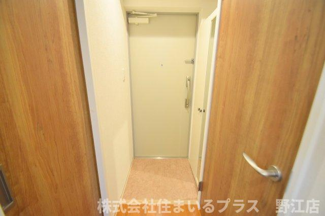 RITZ COURTの玄関