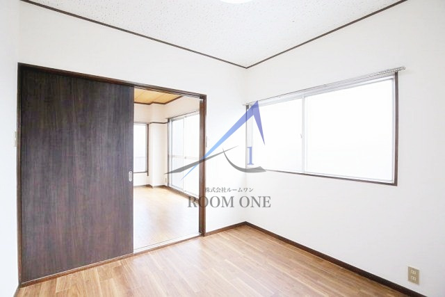 ハイツフォレストの居間・リビング|洋室のお部屋です。