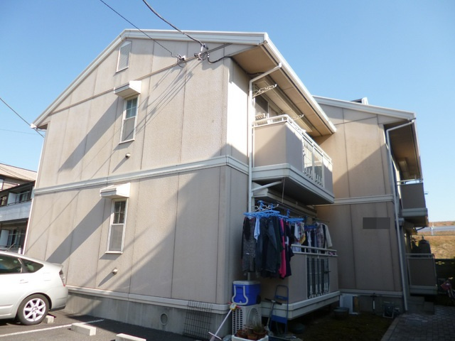 ディーセントの外観|2階建ての建物です♪