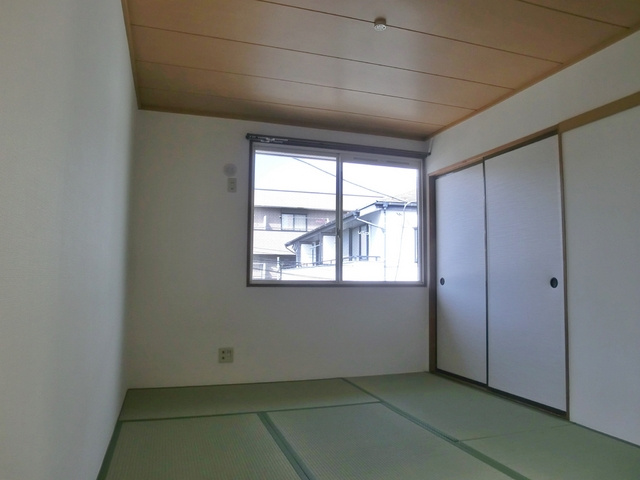 ディーセントの和室|6畳の和室です。