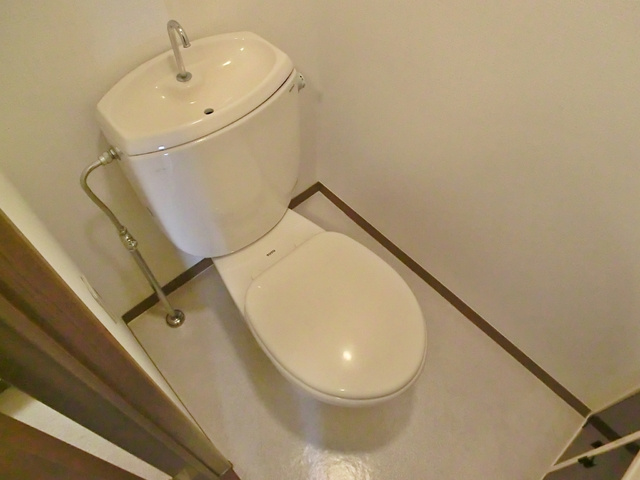 ディーセントのトイレ|綺麗なトイレです。