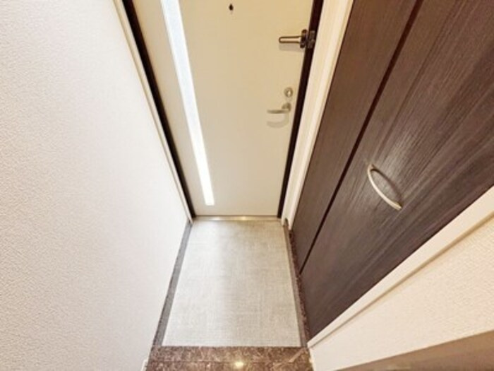 Una Casa Famiglia　Ⅱ棟の玄関