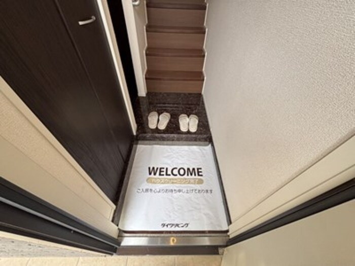 Una Casa Famiglia　Ⅱ棟の玄関