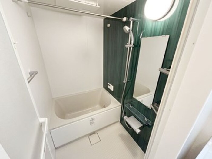 Una Casa Famiglia　Ⅱ棟の浴室