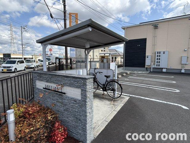 ラフィーネ　Ｅの駐車場