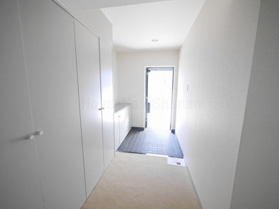【玄関】 | エスパス由比ガ浜 | 室内写真は同タイプ別室の写真です。