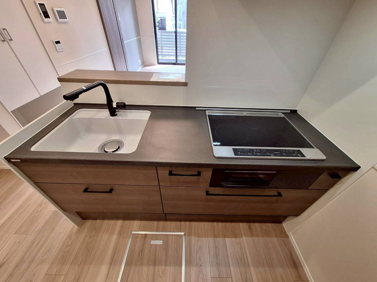 Ｍａｉｓｏｎ　Ｏｘａｌｉｓ　Ⅱのキッチン|IH調理器