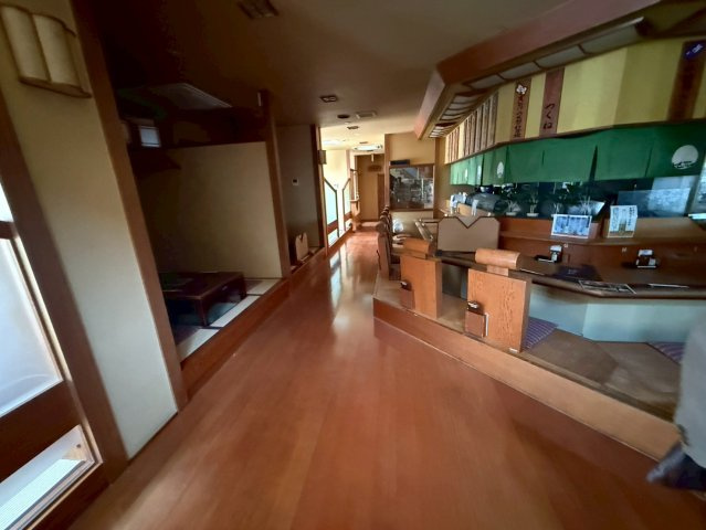  秋田市大町一棟ビルの内装